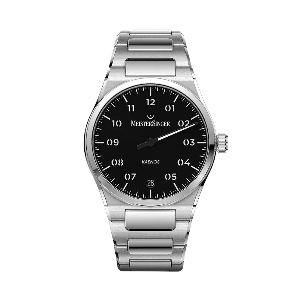 Kaenos 40Mm - Black On Bracelet 1