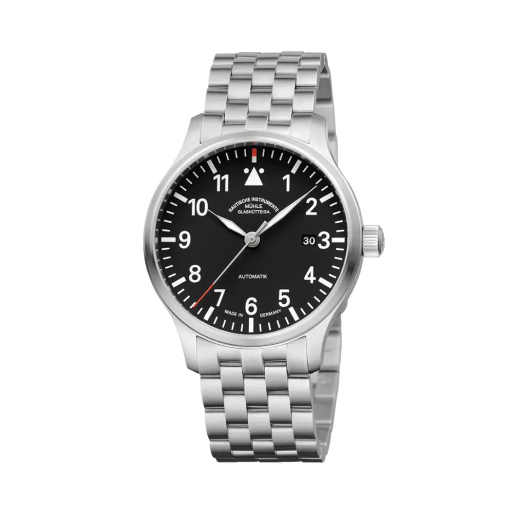 Terrasport Ii 40Mm - Black On Bracelet 1