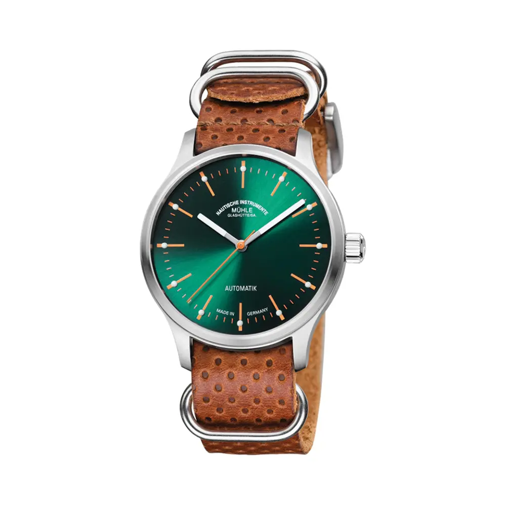 Panova Green 40Mm - Green On One-Piece Leather Strap 1