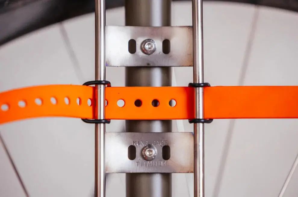 Longer Thing Ti Cage W/ 2 Straps 1