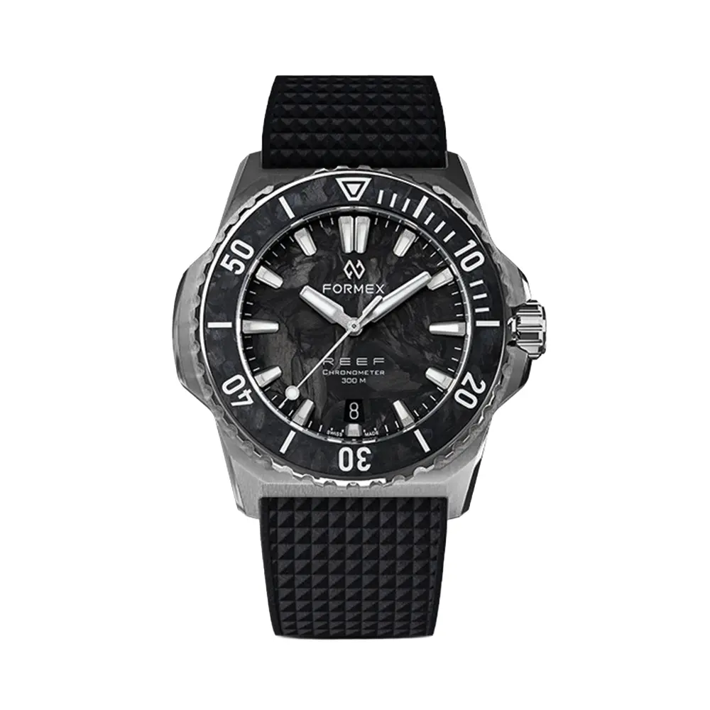 Reef Automatic Cosc 300M Forged Carbon 39.5Mm - Black On Bracelet 10