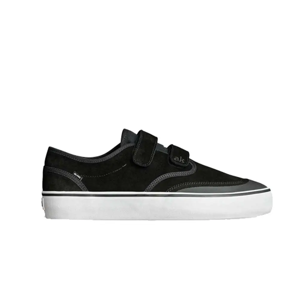 Globe Motley Ii Strap - Black/White 1