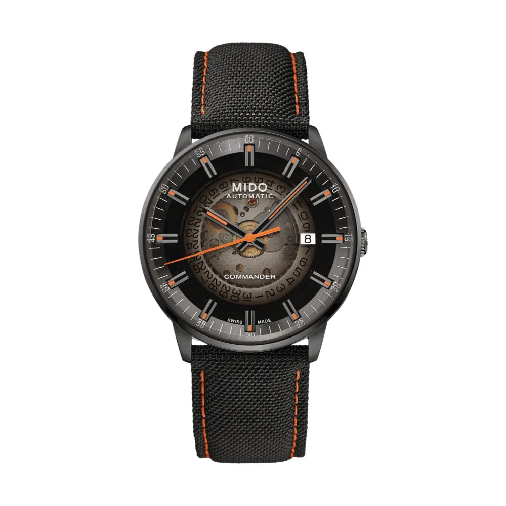 Commander Gradient 40Mm - Black On Fabric Strap 1