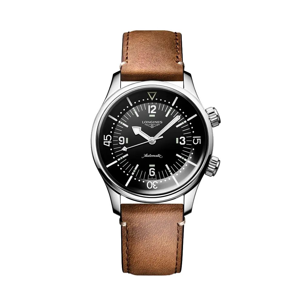 Legend Diver 39Mm - Black On Leather Strap 1