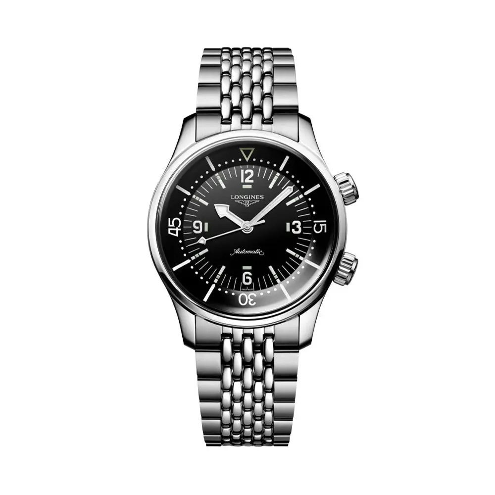 Legend Diver 39Mm - Black On Bracelet 1
