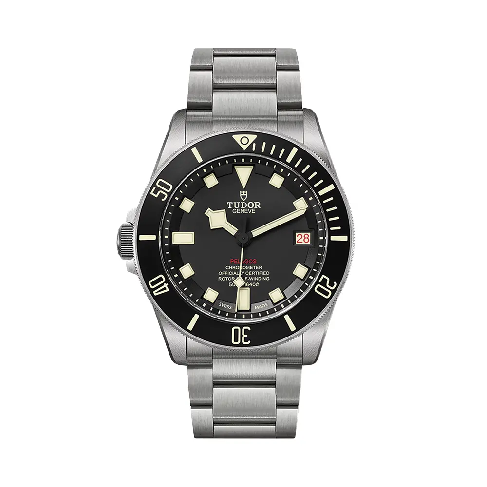 Pelagos Lhd Titanium 42Mm - Black On Bracelet W/ Extra Rubber Strap 1