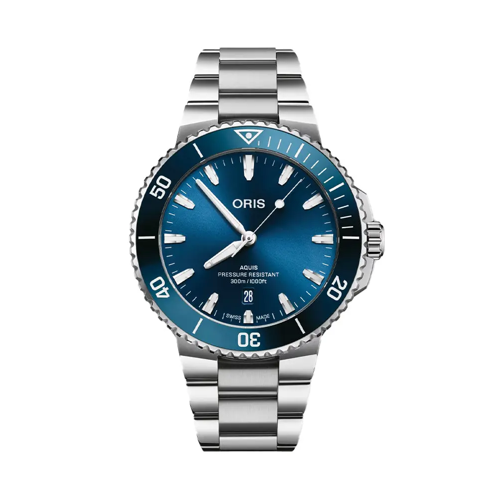Aquis Date 43.5Mm - Blue On Bracelet 1