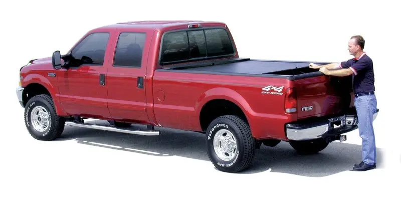 Roll-N-Lock 2019 Ford Ranger 61In M-Series Retractable Tonneau Cover 1