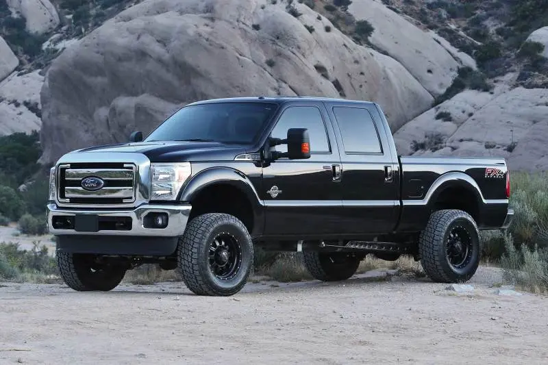 Fabtech 4-Inch Lift System With Dual-Performance Shocks For 2008–2016 Ford F-250/F-350 4Wd 2
