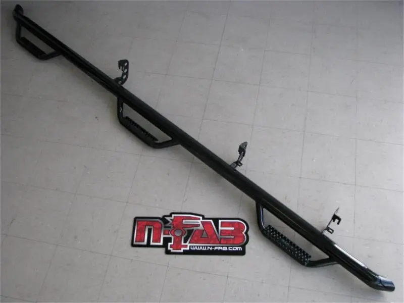 N-Fab Nerf Step 99-06 Chevy-Gmc 1500/2500/3500 Ext. Cab 8Ft Bed - Tex. Black - Bed Access - 3In 1