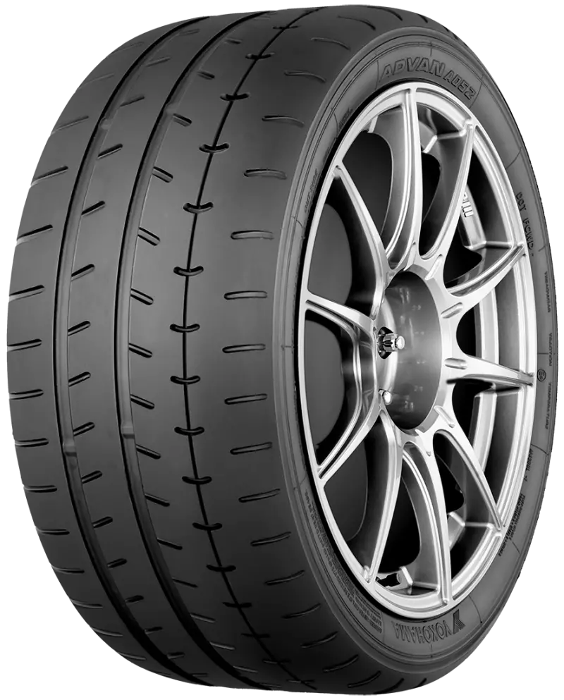 Yokohama Advan A052 High-Performance Summer Tire – 255/40R17 98W 1